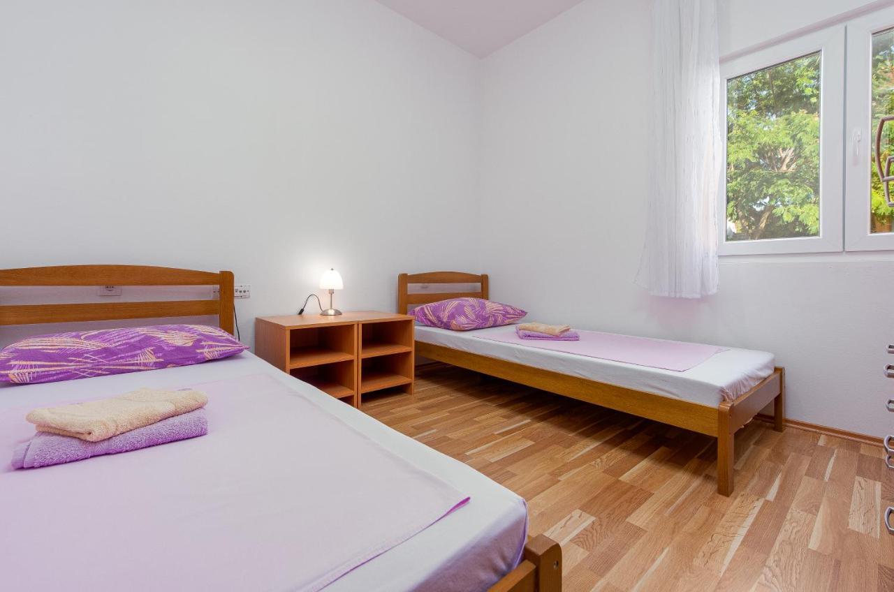 Apartmani Mila 고르니 카린 외부 사진