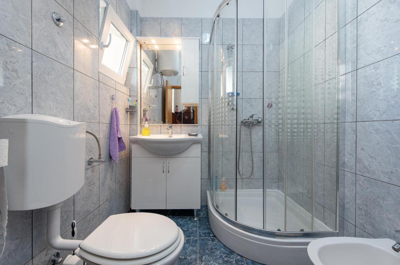 Apartmani Mila 고르니 카린 외부 사진