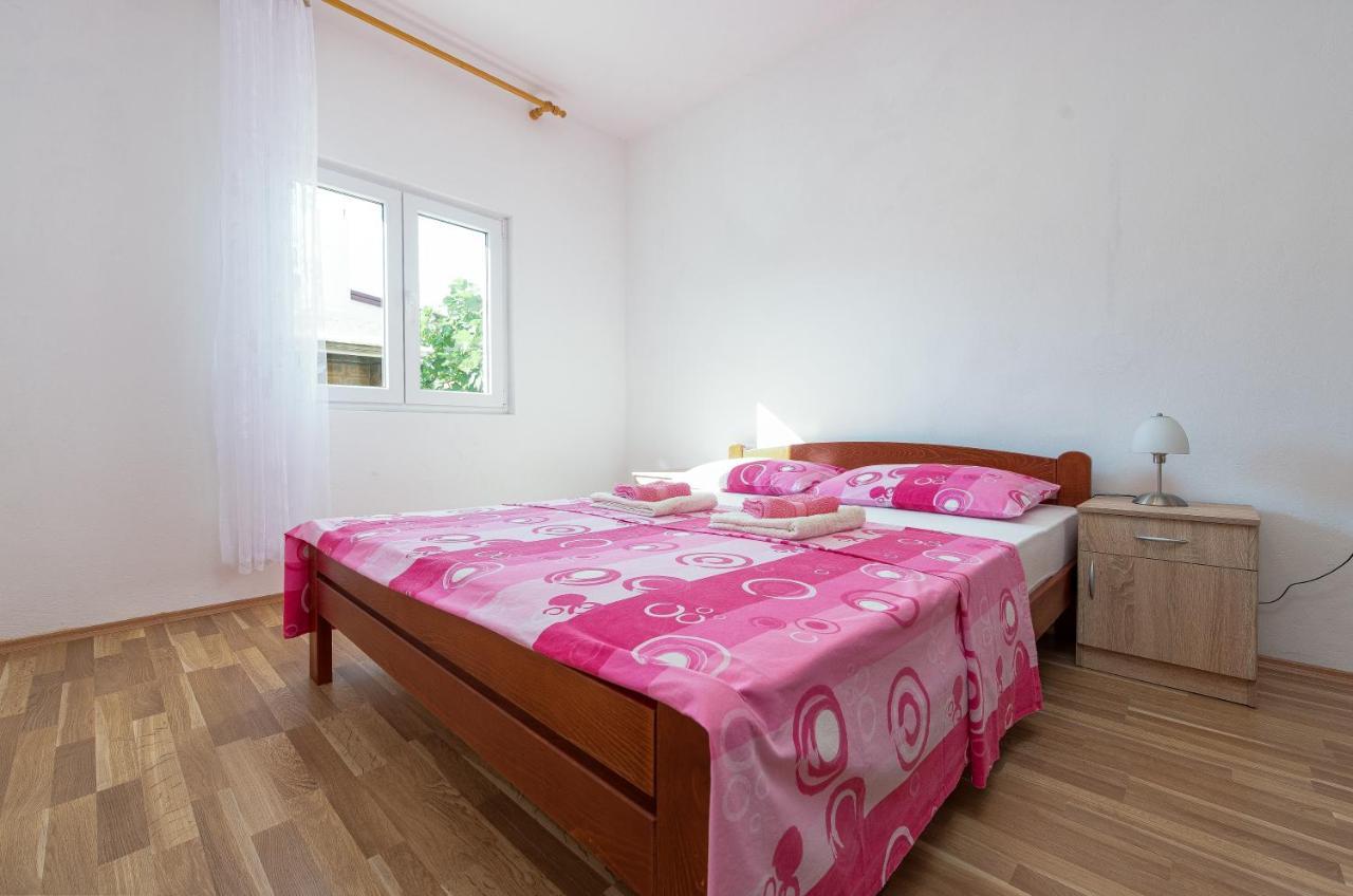 Apartmani Mila 고르니 카린 외부 사진